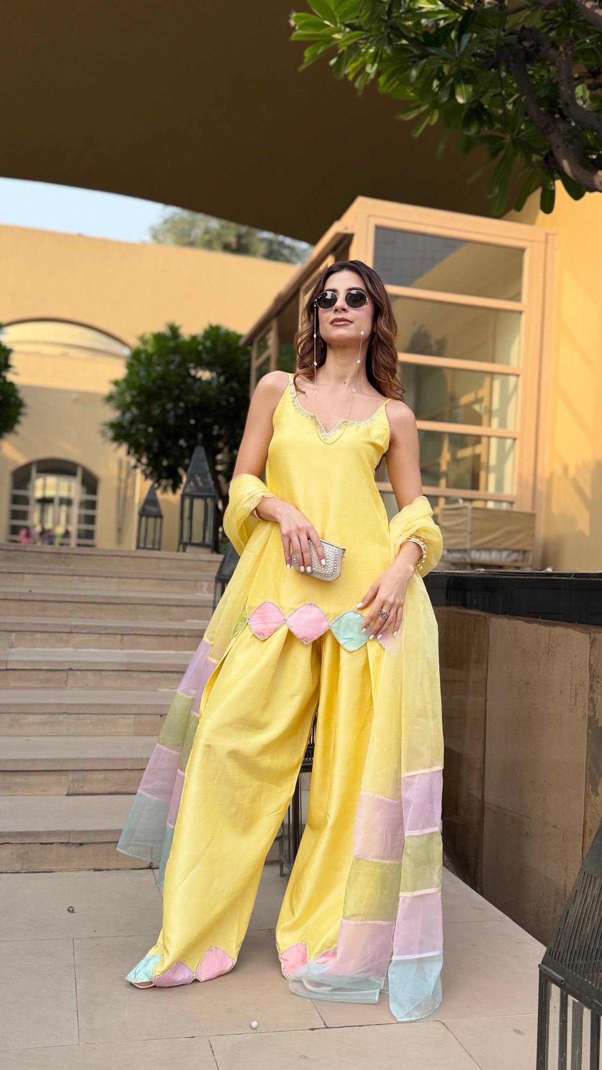 Sunehri suit set
