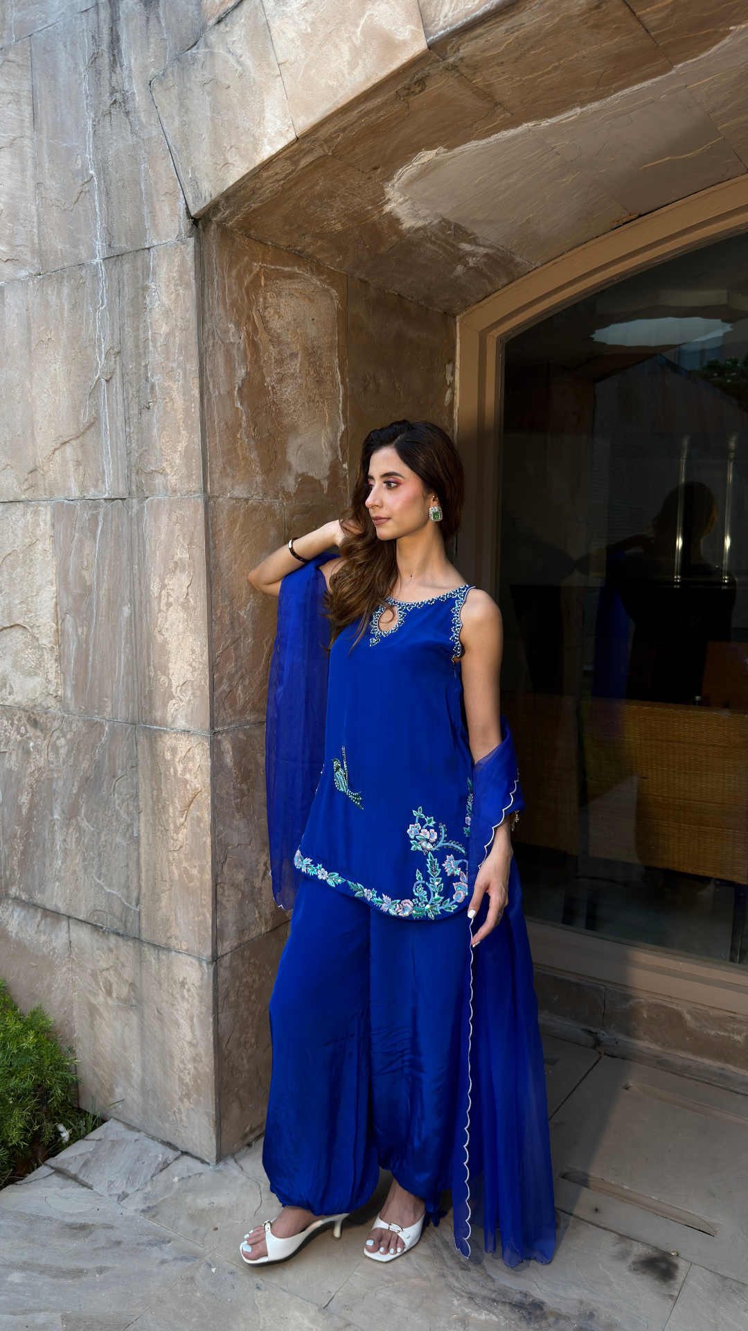 Mahira suit set