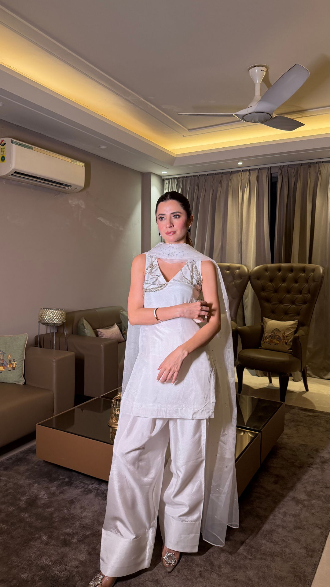 ZAMIN - WHITE SUIT SET