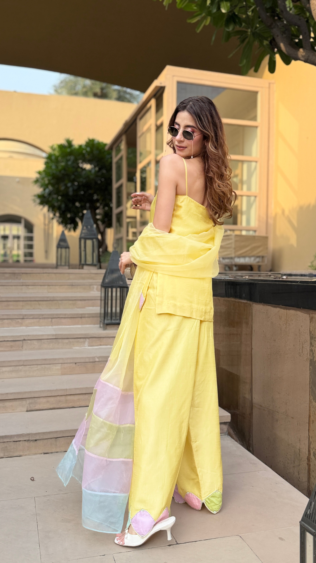 Sunehri suit set