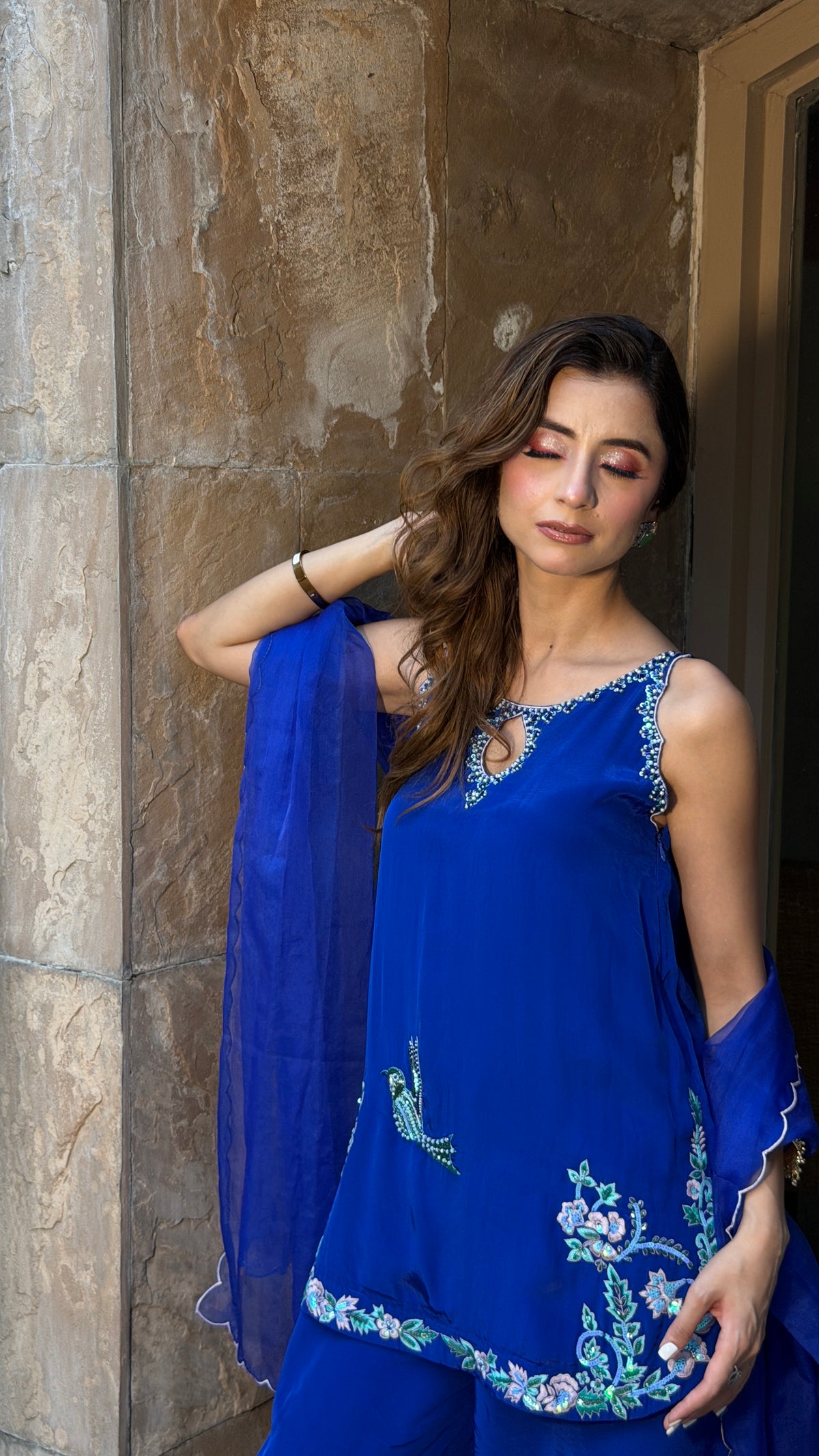Mahira suit set