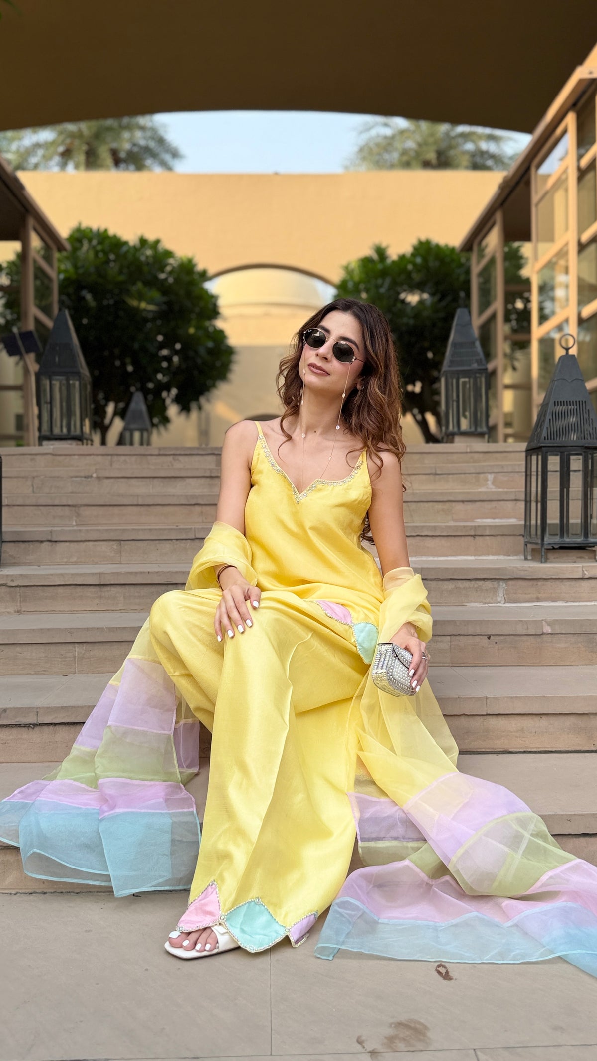 Sunehri suit set