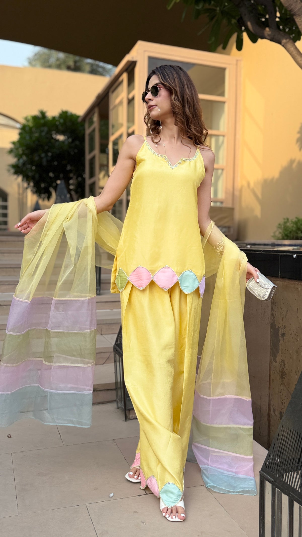 Sunehri suit set