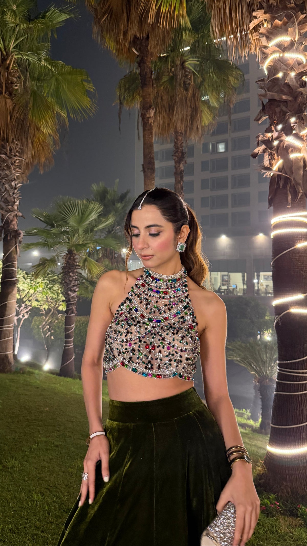 Raat-e-Jahan Velvet Lehnga set