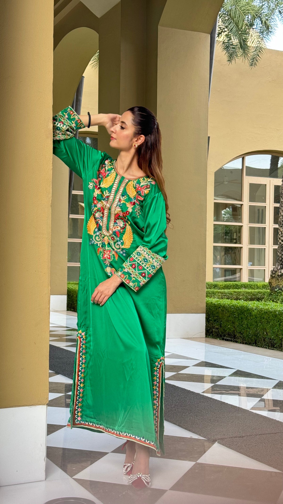 Gulnaar - Green Kaftaan