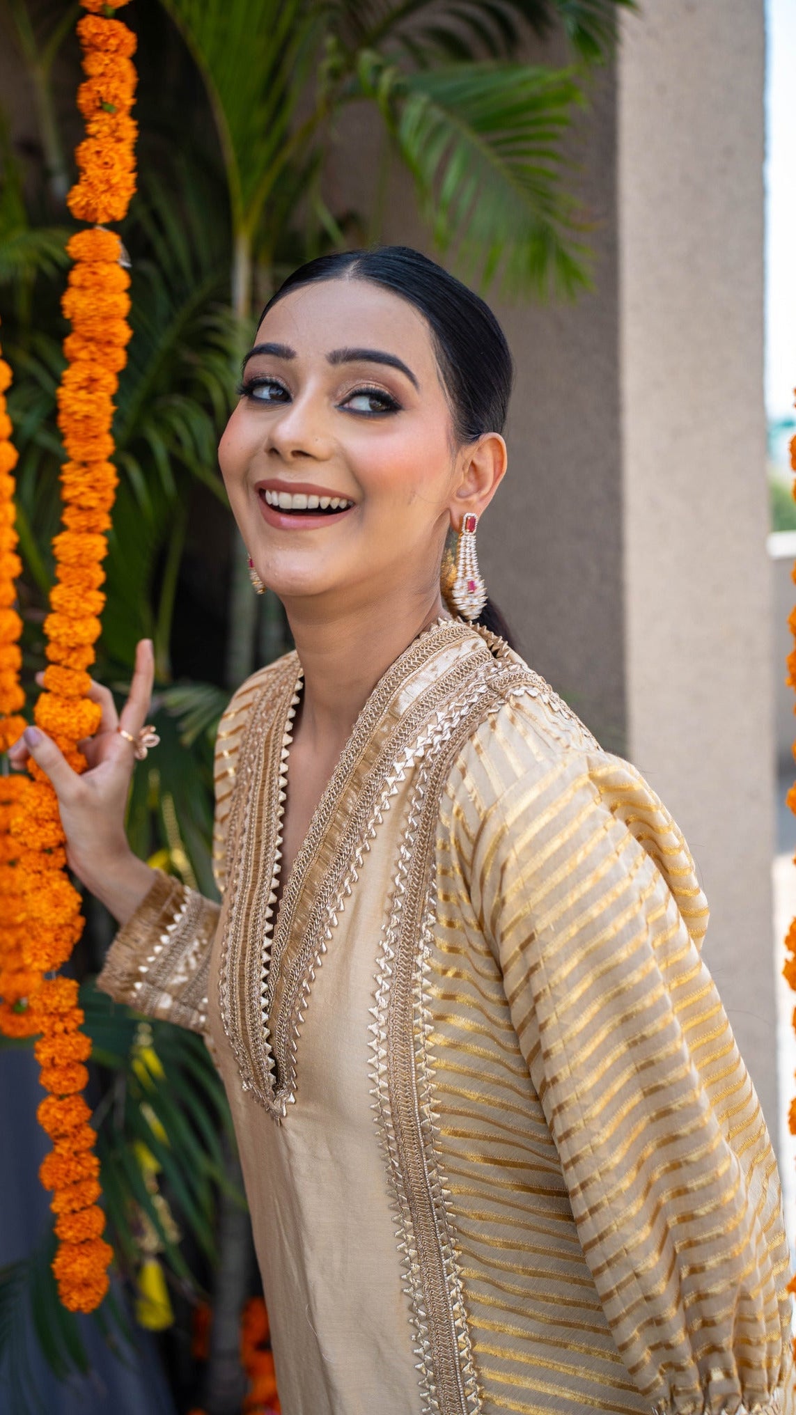 Golden choga set