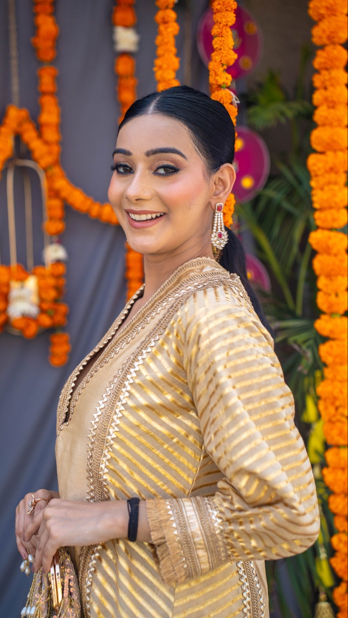 Golden choga set