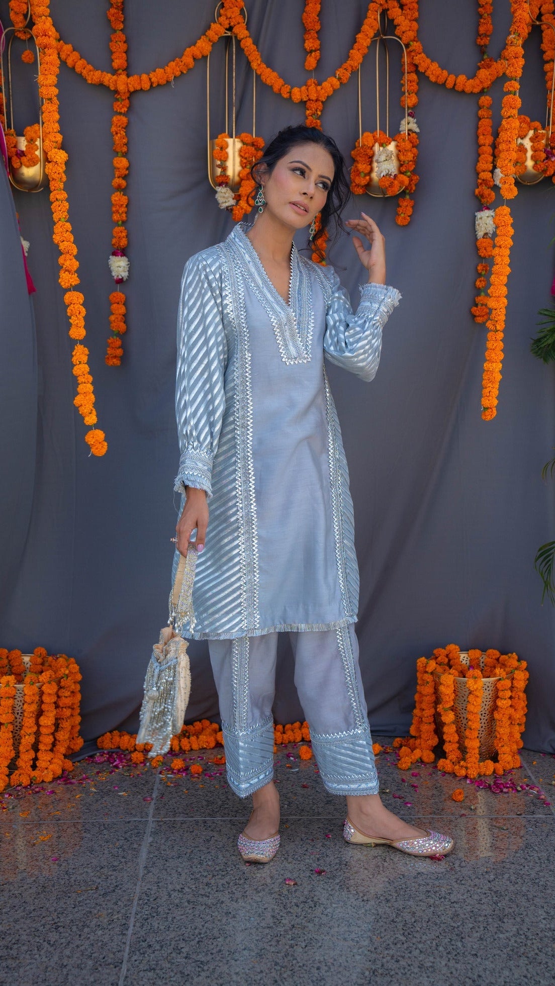 Silver choga set