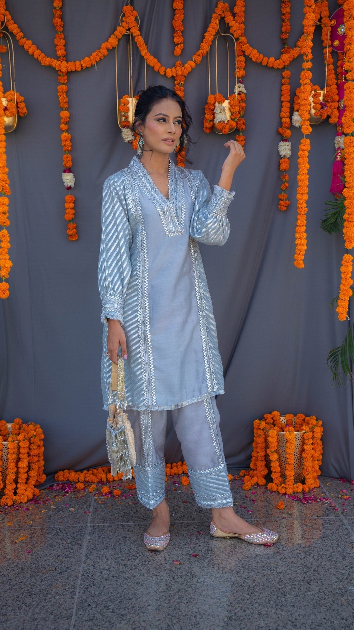 Silver choga set