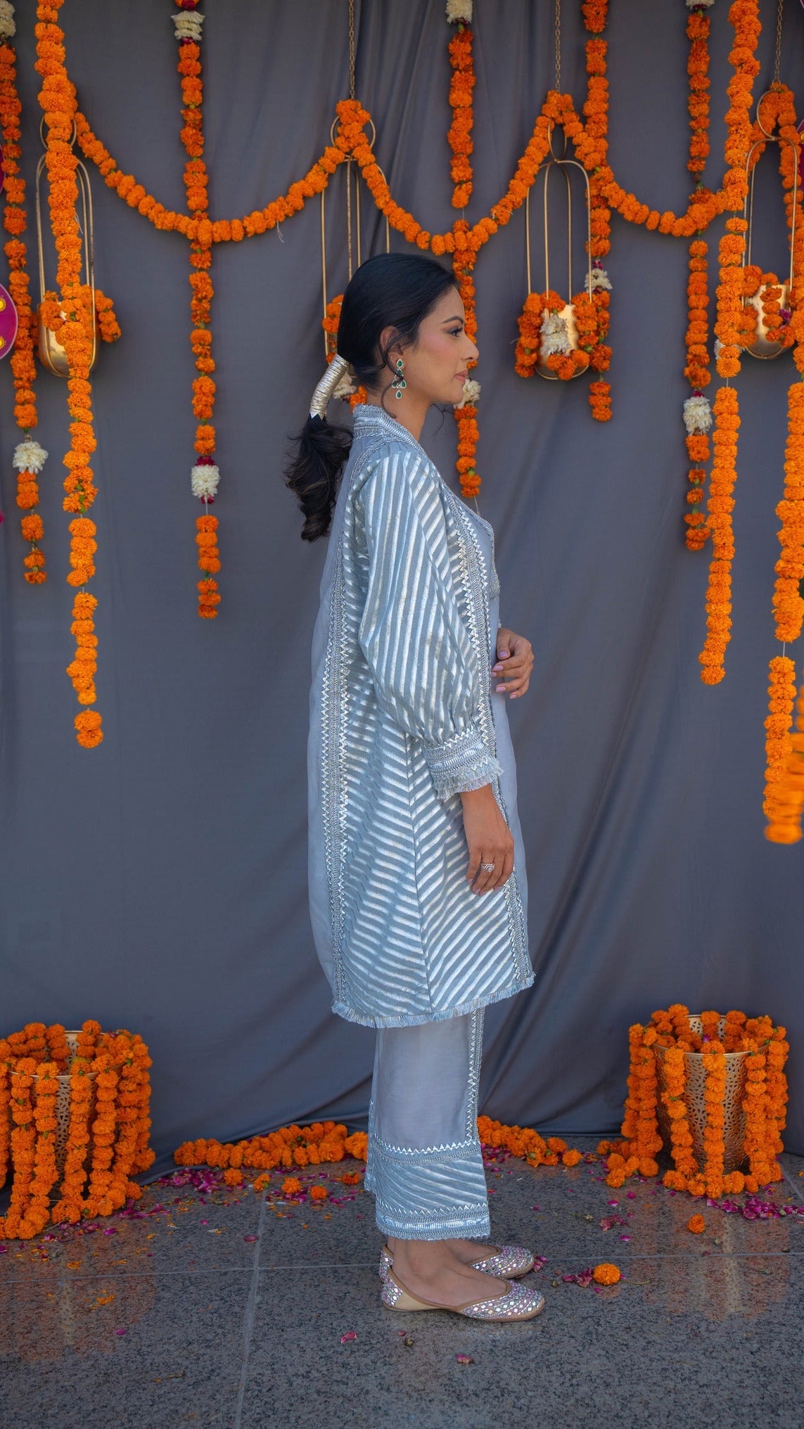 Silver choga set